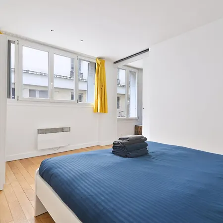 Superb Quartier Republique Free Netflix Apartment