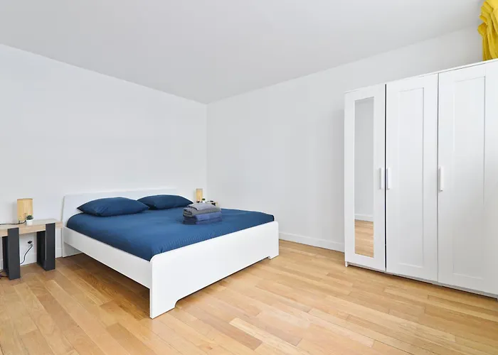 Apartment Superb Quartier Republique Free Netflix