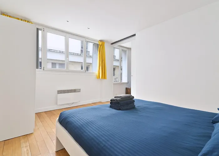 Superb Quartier Republique Free Netflix דירה